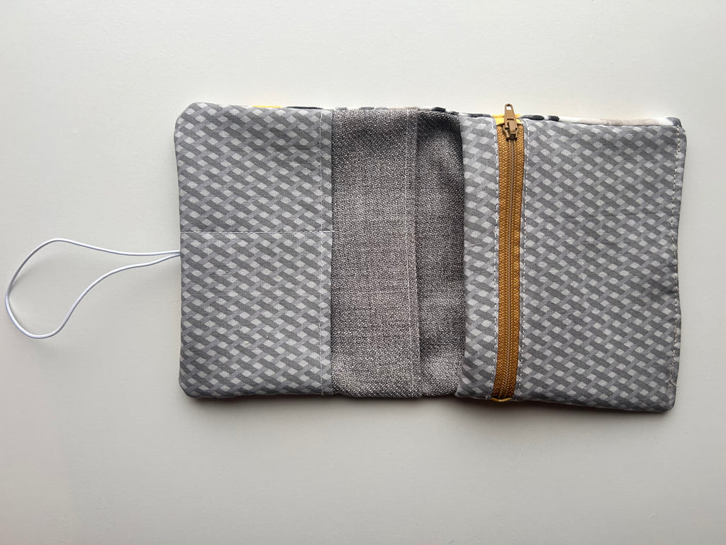 Everything Pouch – Soft Bloom