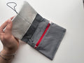 Everything Pouch – Noir Pop Grid (RedLips)