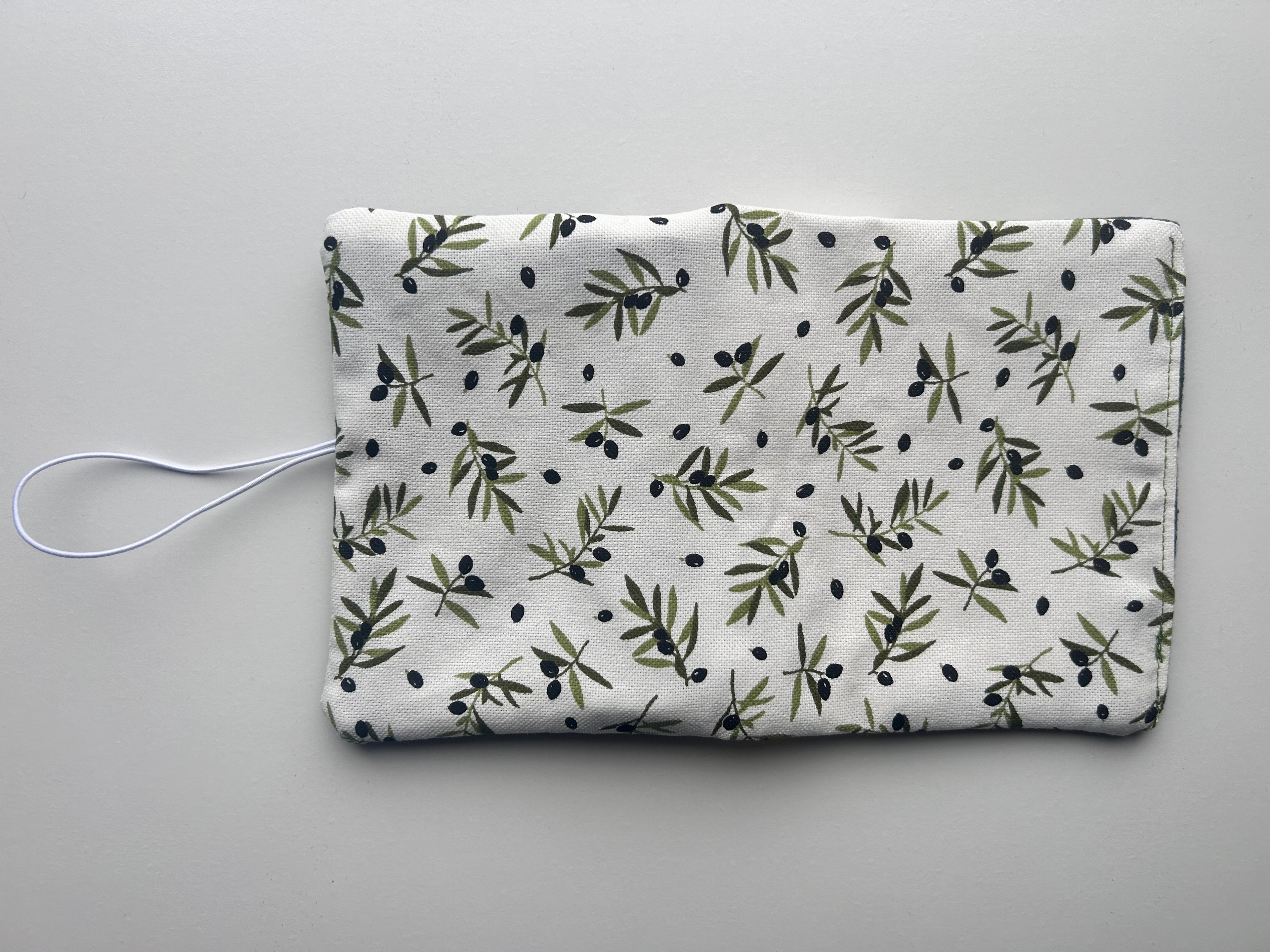 Everything Pouch – Olive Branch (Dark Green Zip)