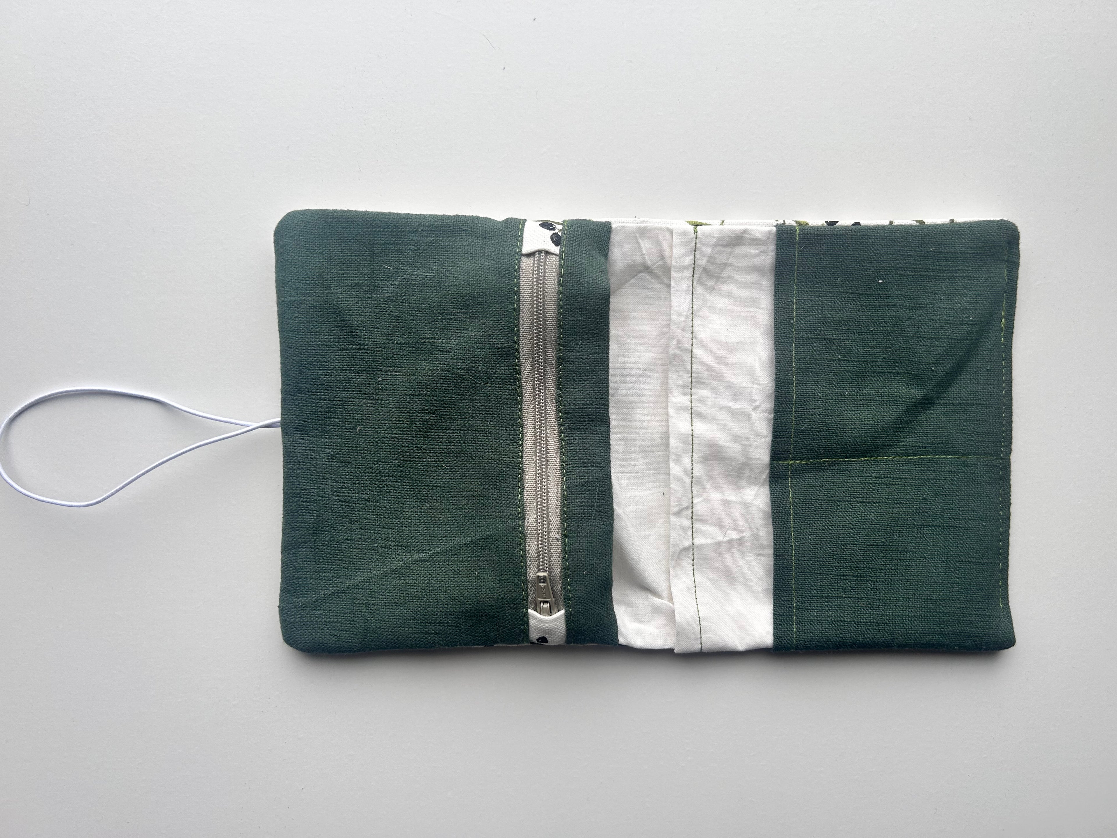 Everything Pouch – Olive Branch (Light Green Zip)