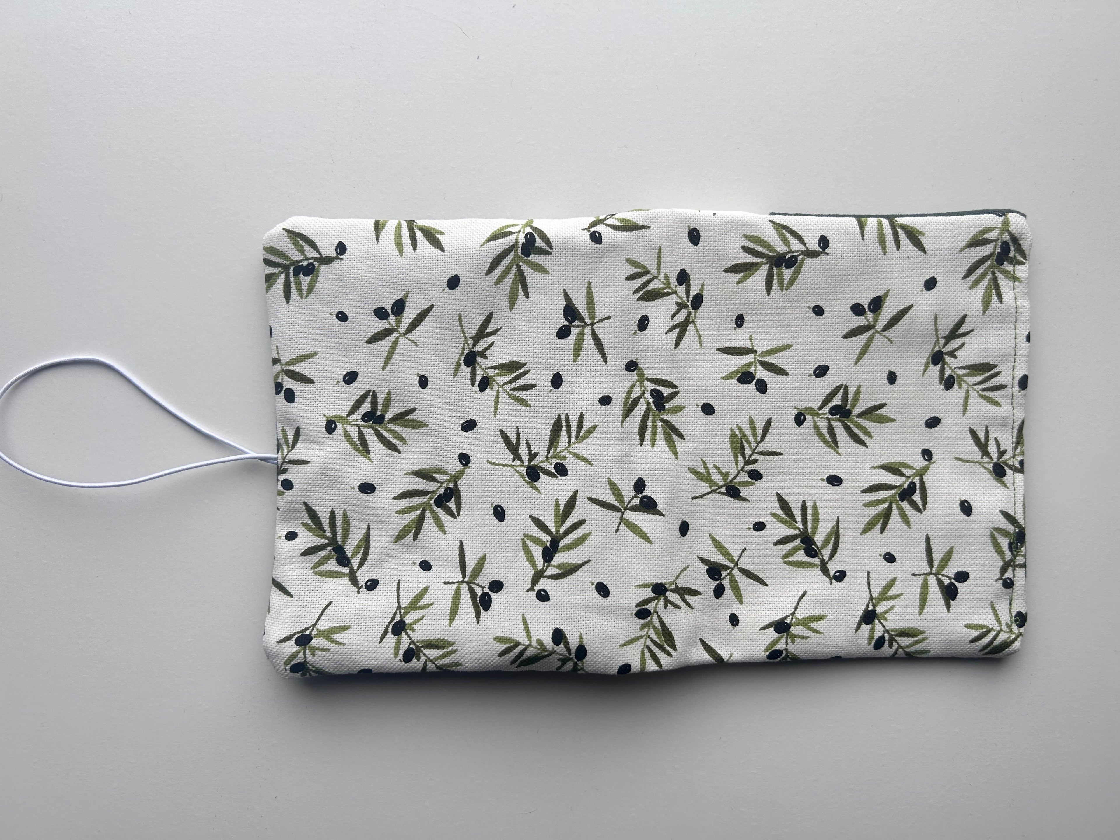 Everything Pouch – Olive Branch (Light Green Zip)